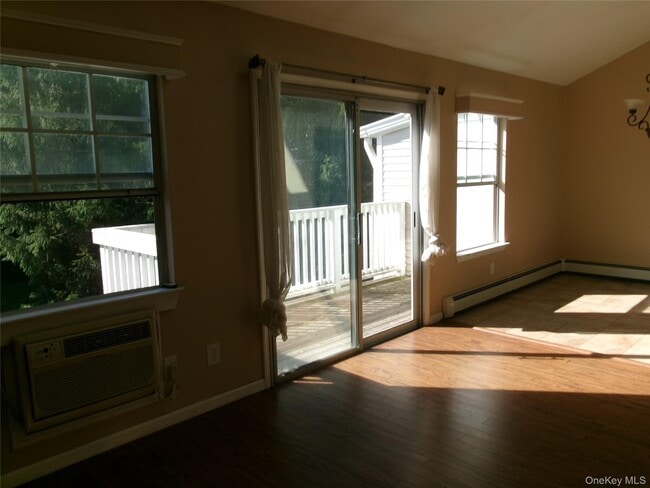 28 Lexington Hills Rd Unit 6