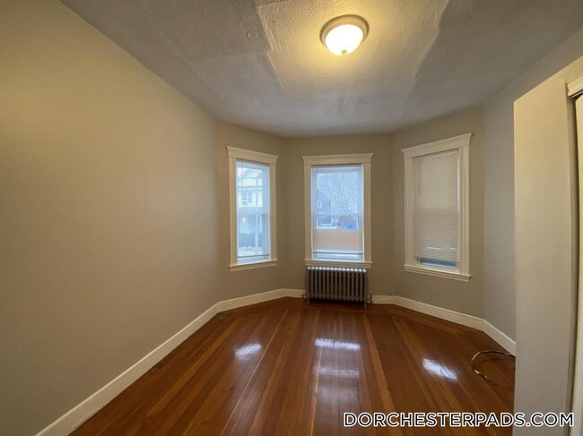 Photo - 39 Harwood St Unit 1