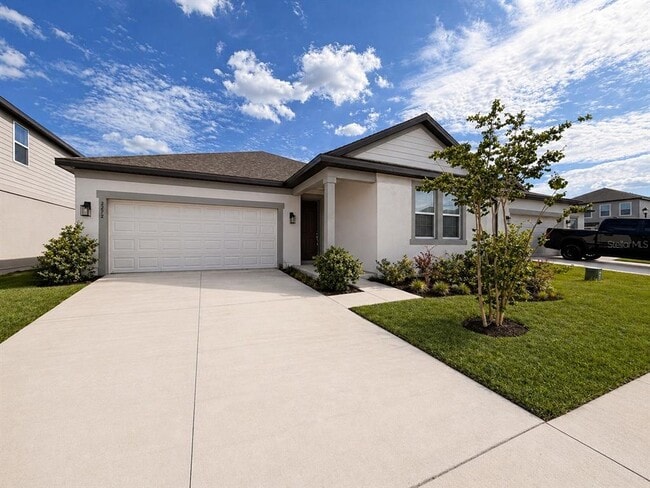 Photo - 2272 Derwent Dr