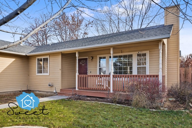 Photo - 2074 N Siesta Ave