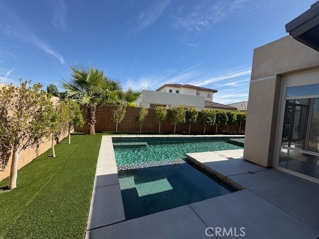 Photo - 74334 Millennia Way