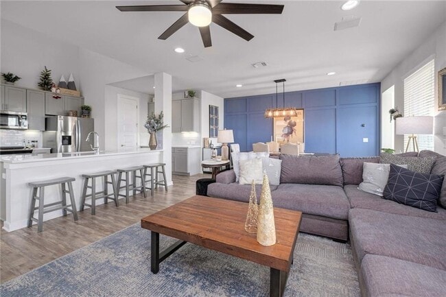 Photo - 8001 Beacon Knob Way