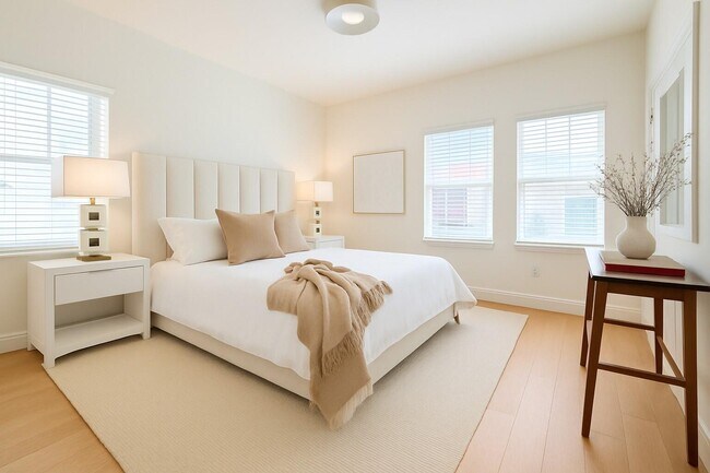 Building Photo - 184 Sunset Ave Unit 303