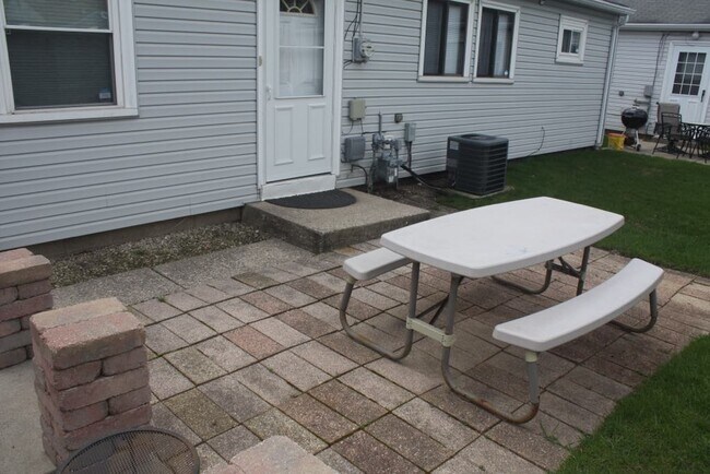 Photo - 2112 W Howard Ave Unit 2112