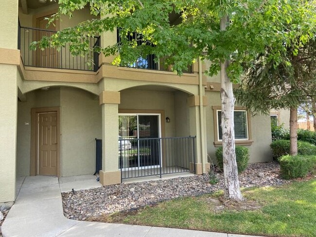 Photo - NW Reno Luxury 3 Bedroom Condo - Fitness Center, Pool, Club House