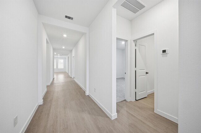 Photo - 21643 Colonial Medow Creek Trl