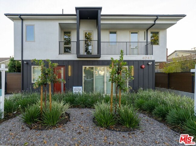 Building Photo - 4041 Sawtelle Blvd Unit # A