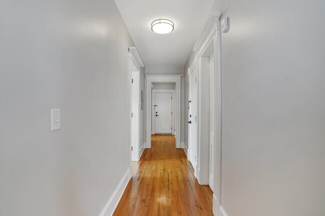 Photo - 30 Fairmont Pl