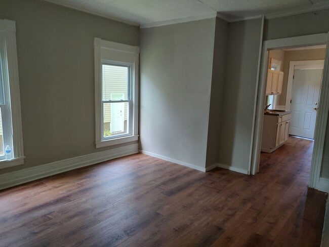 Photo - Newly renovated 4 bedroom duplex