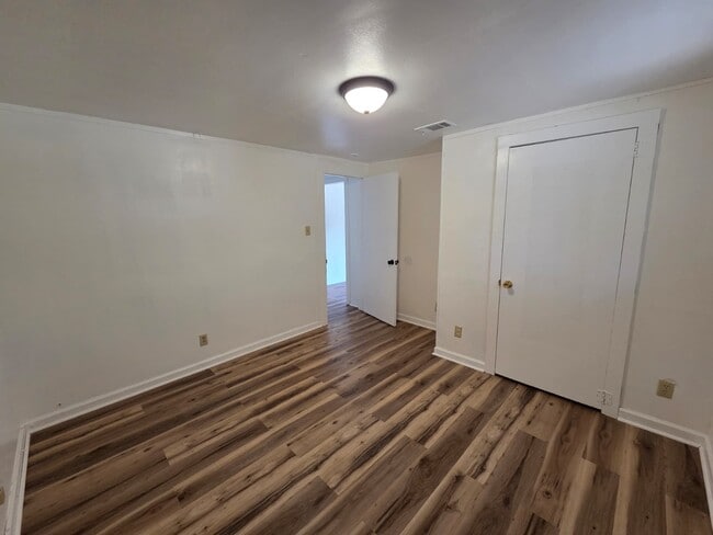 Photo - 1129 Woodward Ave