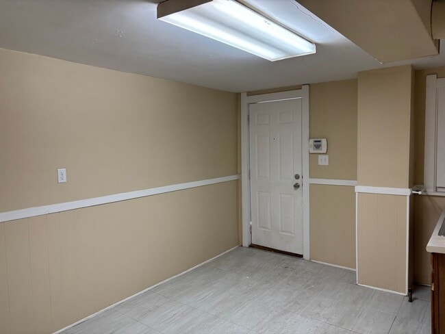 Photo - 3010 Warsaw St Unit Upper