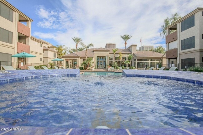 Building Photo - 3848 N 3rd Ave Unit 3008