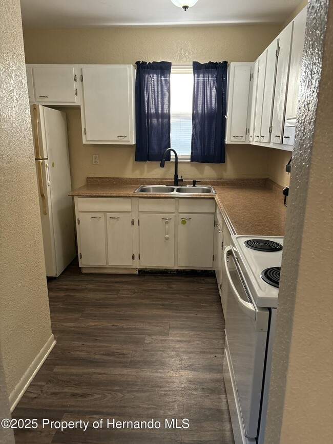 Photo - 7184 Catalina St