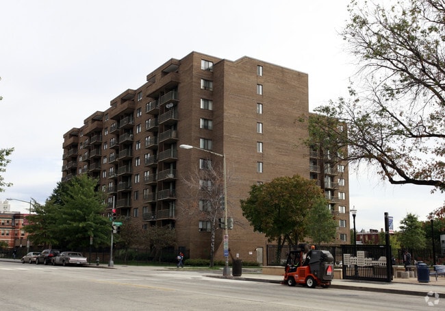 Photo - Samuel J. Simmons NCBA Estates