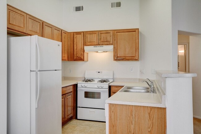 Photo - Adorable 2 Bedroom Condo