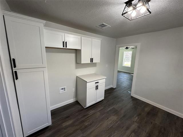 Photo - 401 Walker St