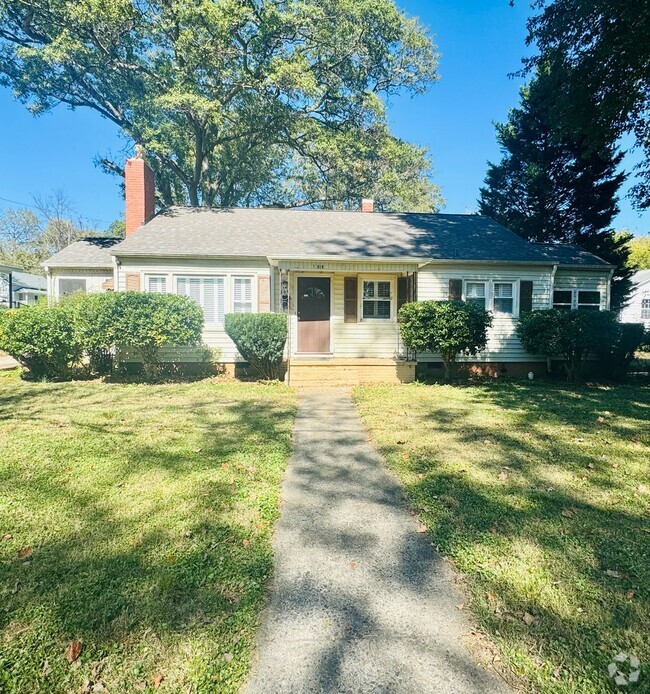 Building Photo - Move-in Ready! Rental