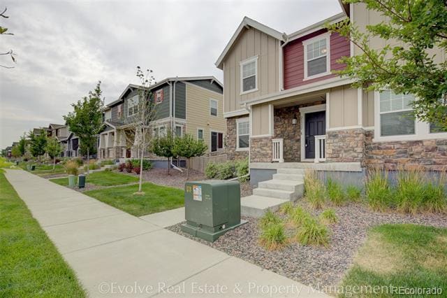 21332 E 60th Ave