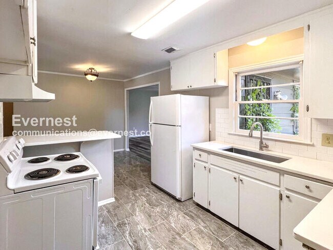 Photo - 1217 Hendrix Ave