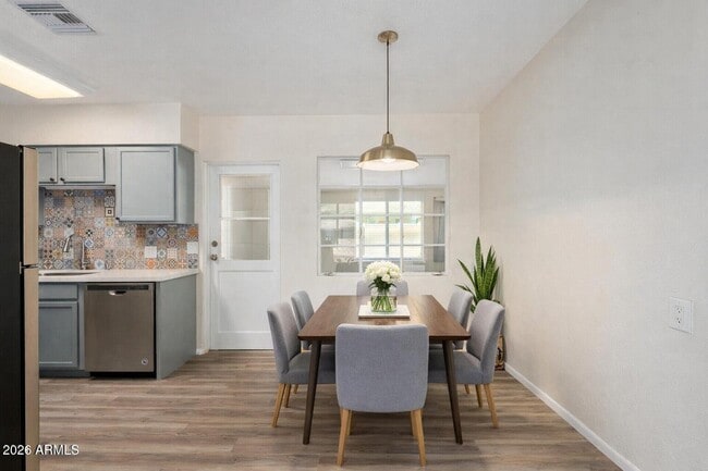 Photo - 4016 E Indianola Ave