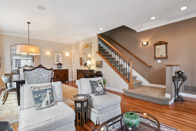 Photo - 535 Fillmore St