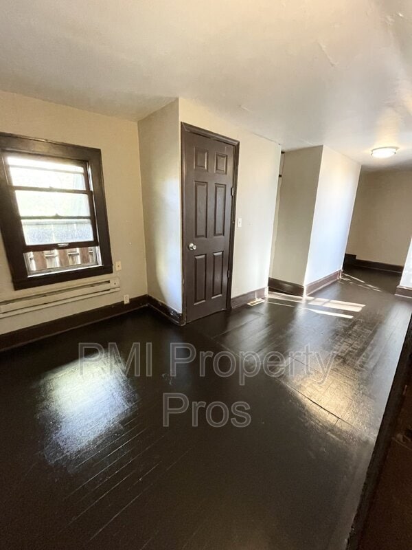 Photo - 6712 W Villard Ave