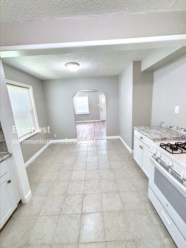 Photo - 10197 Green Valley Dr