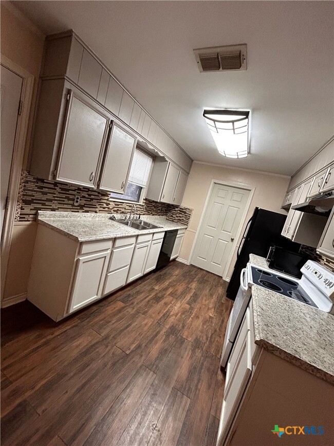 214 Brandy Loop