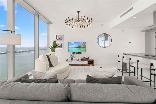 Photo - 700 NE 26th Ter Unit 700