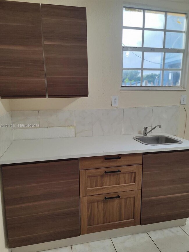 Photo - 3680 NW 20th Ct Unit 1