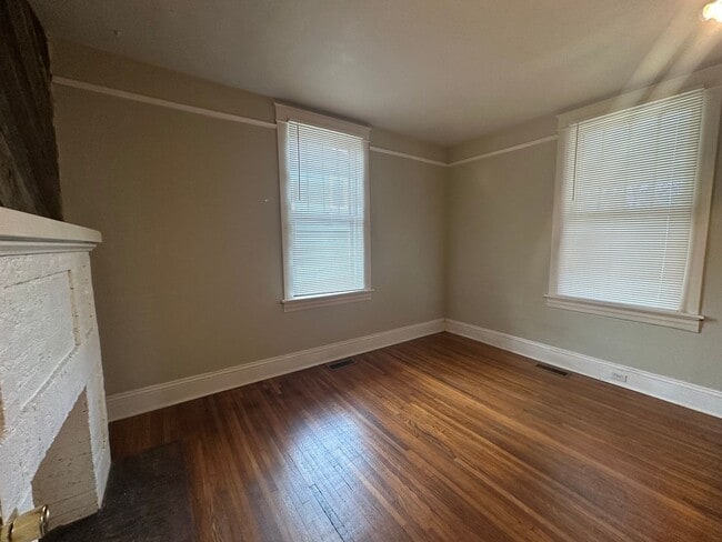 Photo - 405 Langhorne Ln Unit 405 Langhorne Ln Apt A