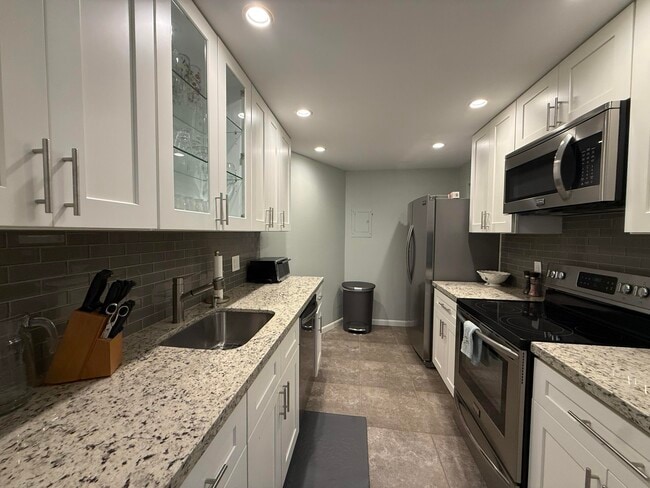 Photo - 1200 Hibiscus Ave Unit 806