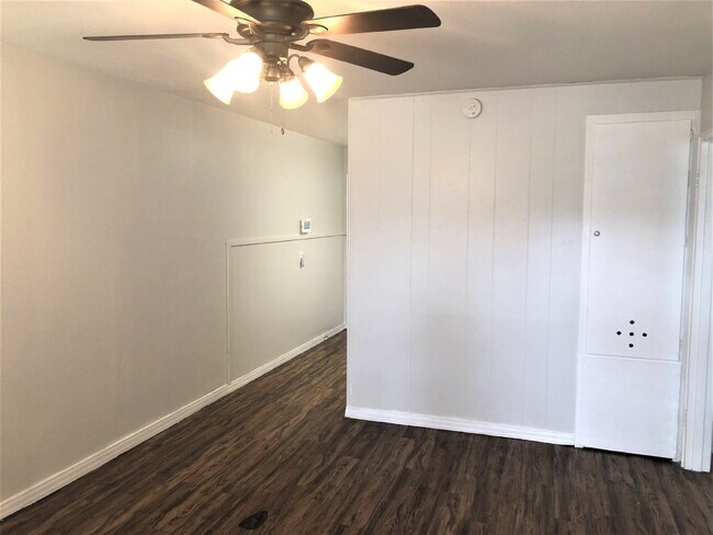 Photo - Cozy Two Bedroom Duplex