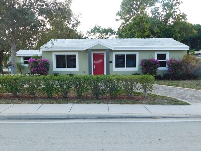 Building Photo - 4617 N Andrews Ave