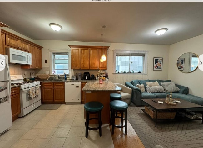 Photo - 29 Belknap St Unidad 1