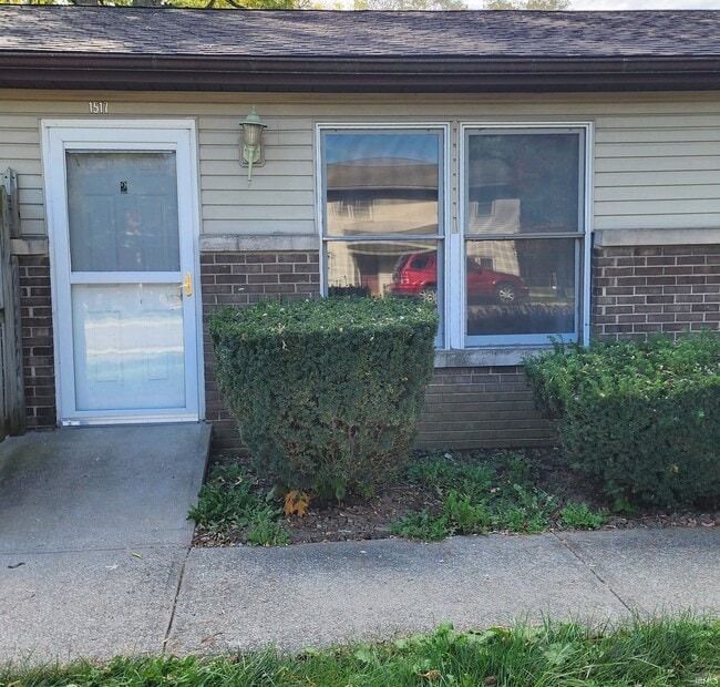 Photo - 1517 W 12th St Apartment