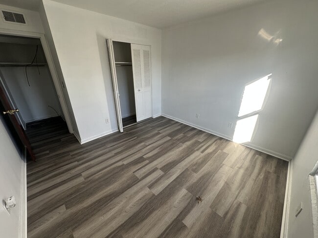 Photo - 7528 Garrison Rd