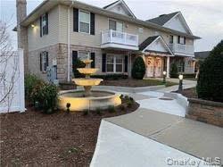 Building Photo - 580 W Montauk Hwy Unit 22