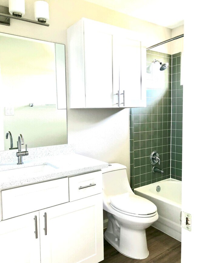 Photo - 5711 Silver Bay Ct