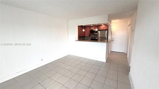 4550 NW 9th St Unit 516E