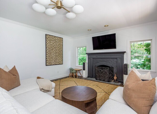 Photo - 113 Northside Dr