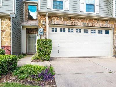 Photo - 7933 Hannah St