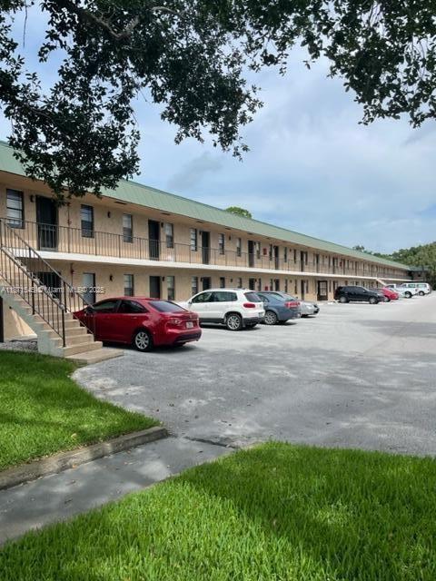 Building Photo - 1021 SE Monterey Rd Unit 1-20 Rental