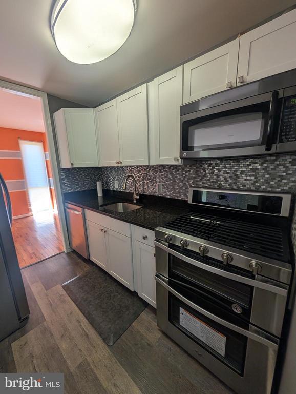 Photo - 7103 Donnell Pl Unit D5