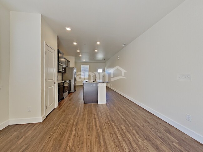 Photo - 10602 137th St E