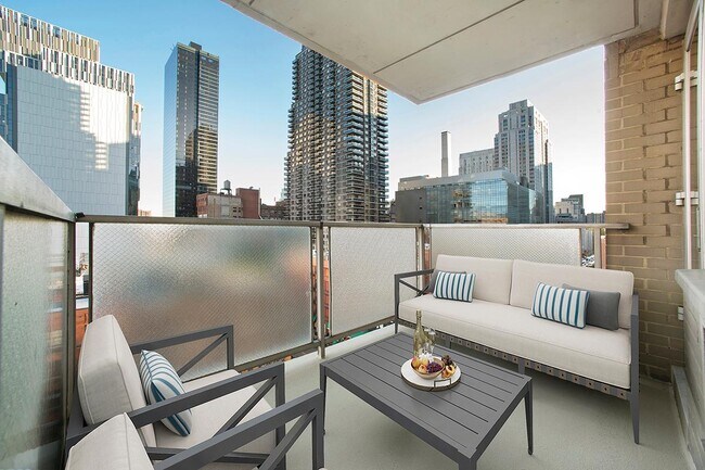 Photo - 431e E 73rd St