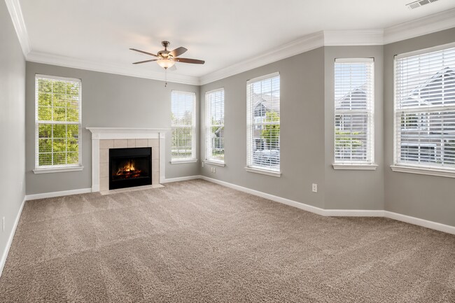 Photo - Woodland Pointe Residences