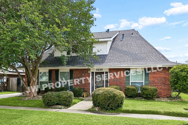 Photo - Spacious Metairie Home with Pool Access, Gated Entry & Modern Conveniences