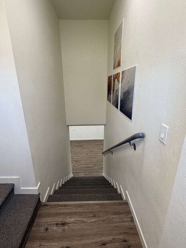 Photo - 1535 N 18th Dr