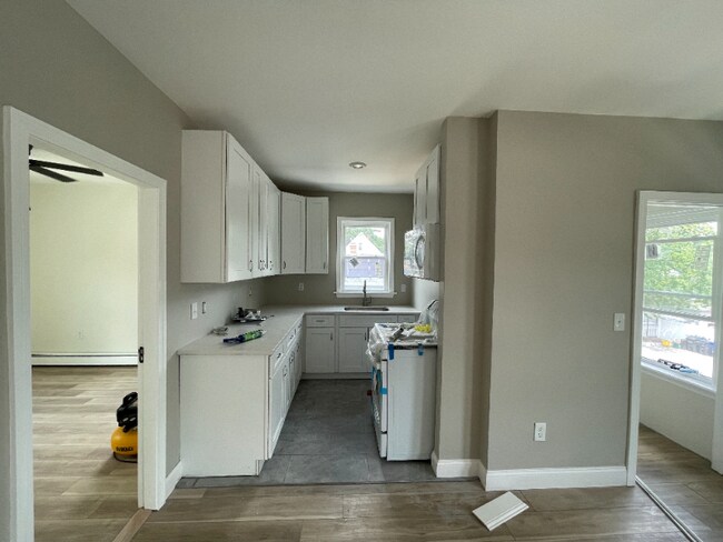 Photo - 73 Fairview Ave Unidad 2